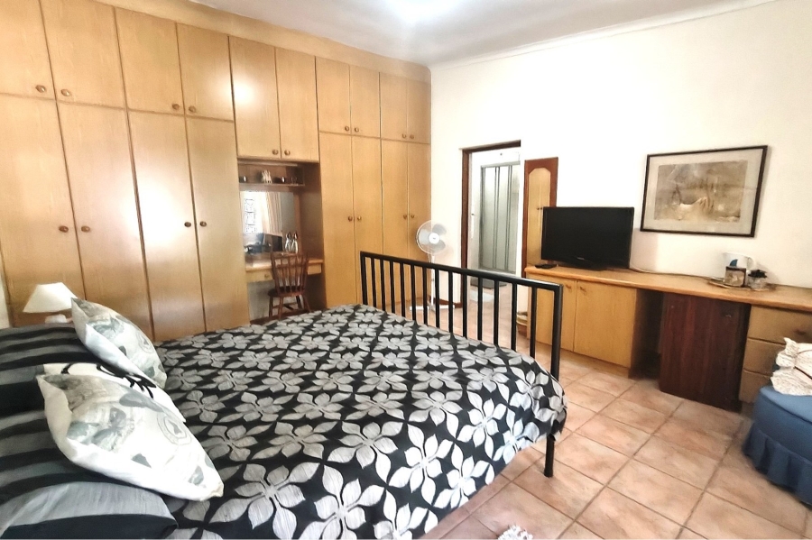 5 Bedroom Property for Sale in Piketberg Western Cape